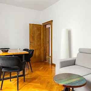 https://rentplanet-apartament-grabiszynska.hotelswroclaw.com